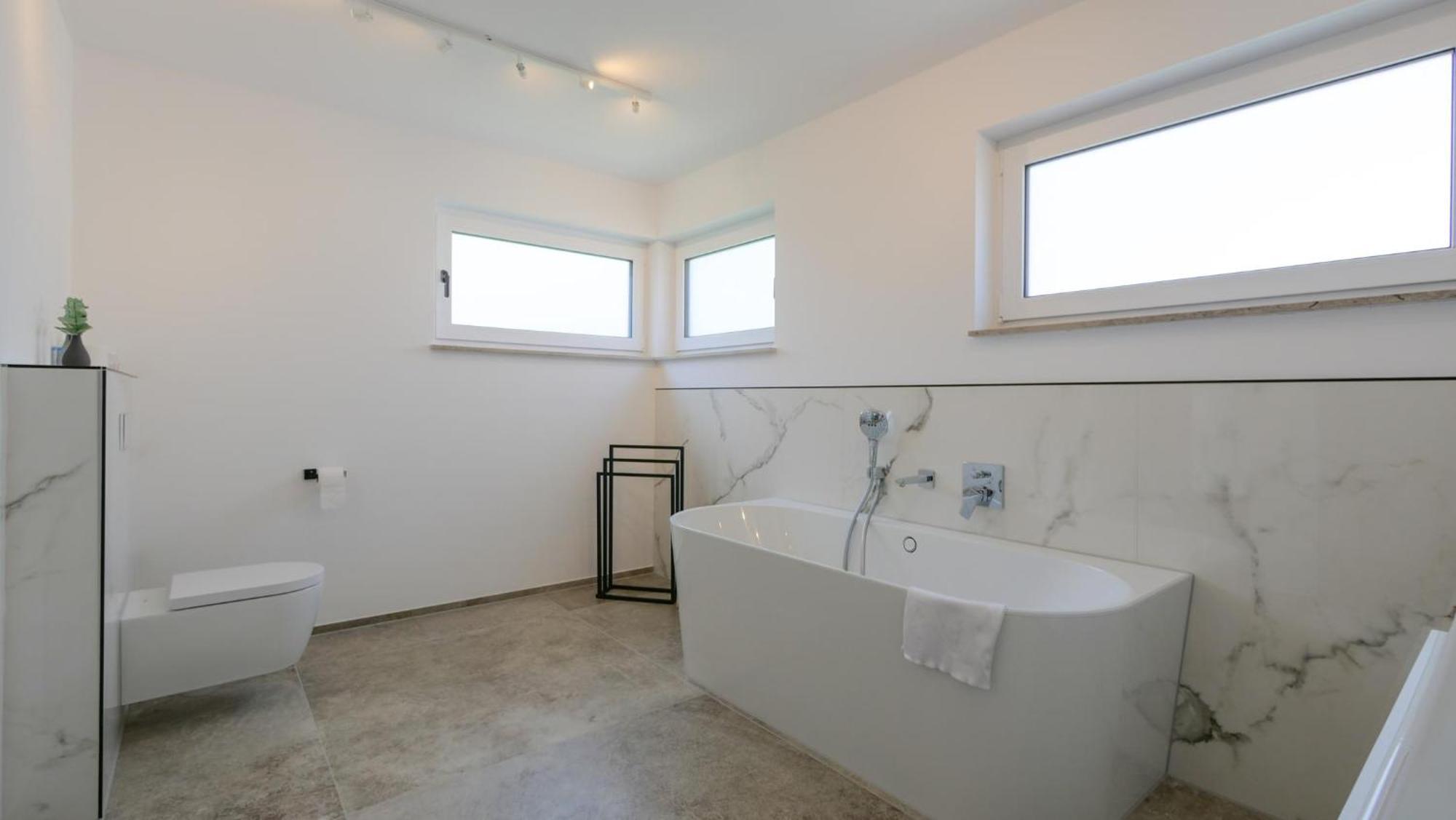 Eleganter Neubau-Luxus In Paderborn & Stilvoller Rueckzugsort Fuer Bis Zu 9 Gaeste Exterior foto